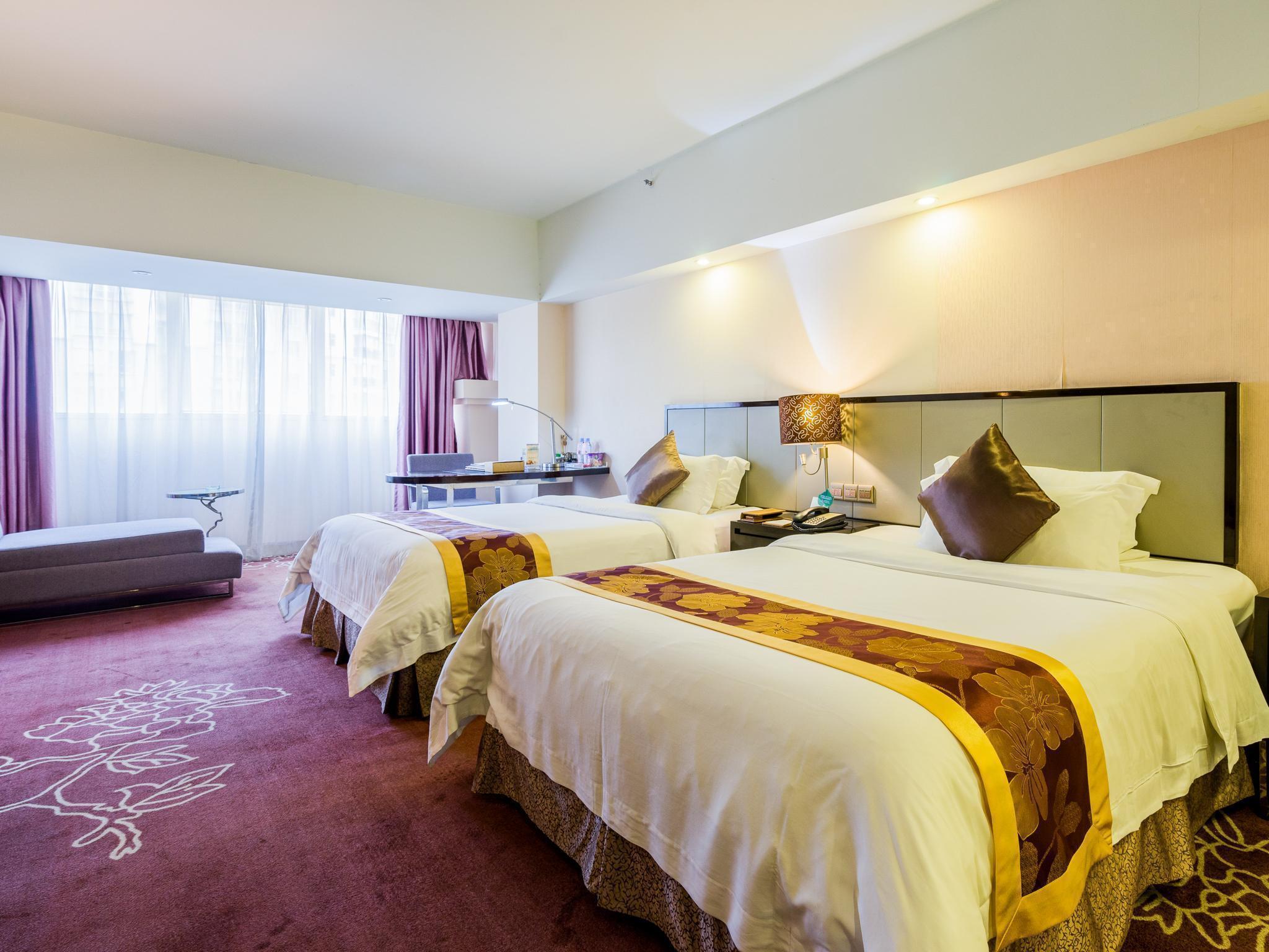 Clayton Hotel-Near Pazhou Exhibition Center Гуанджоу Екстериор снимка