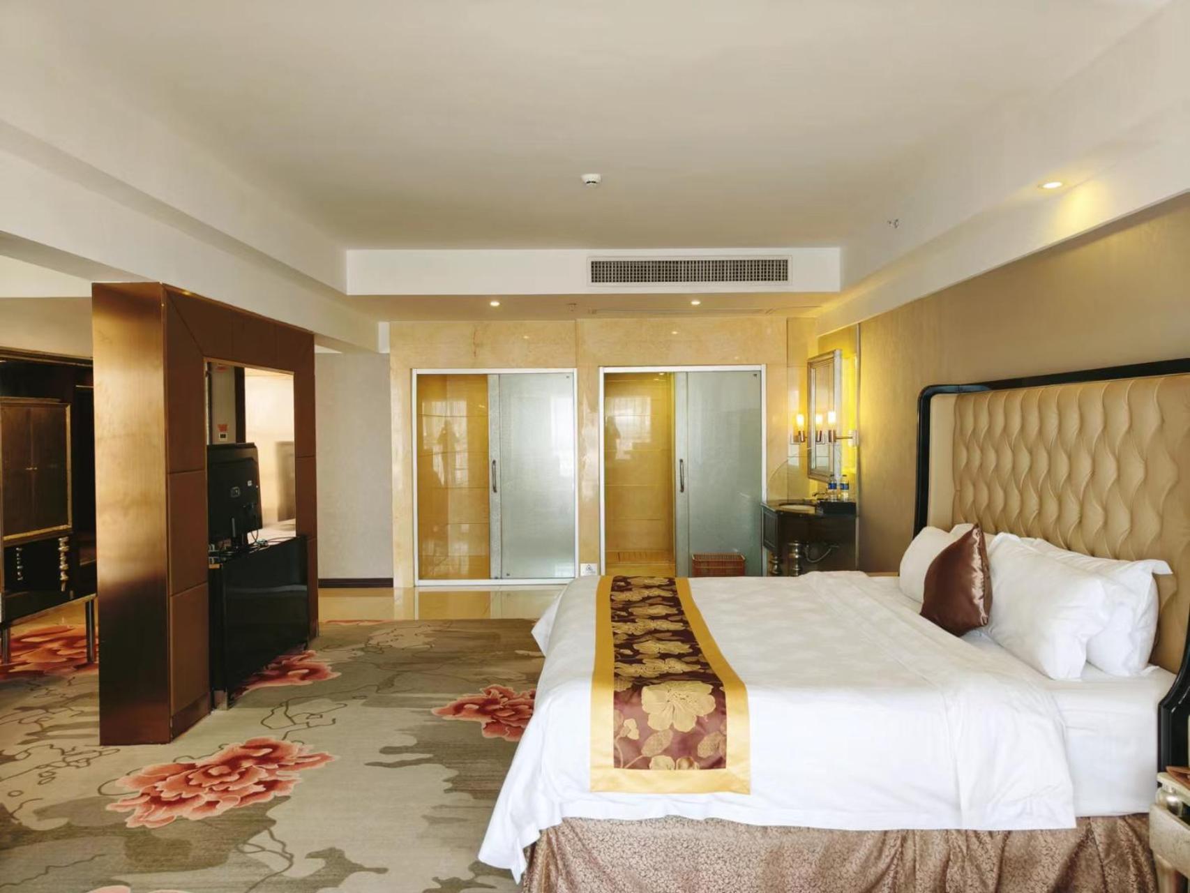Clayton Hotel-Near Pazhou Exhibition Center Гуанджоу Екстериор снимка